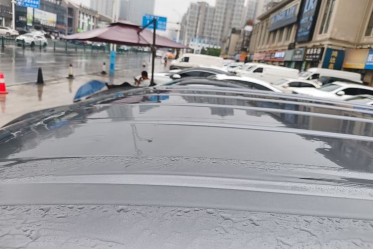 Used Roewe iMAX8 2021 Model 400TGI Exclusive Version for Key Accounts Roof