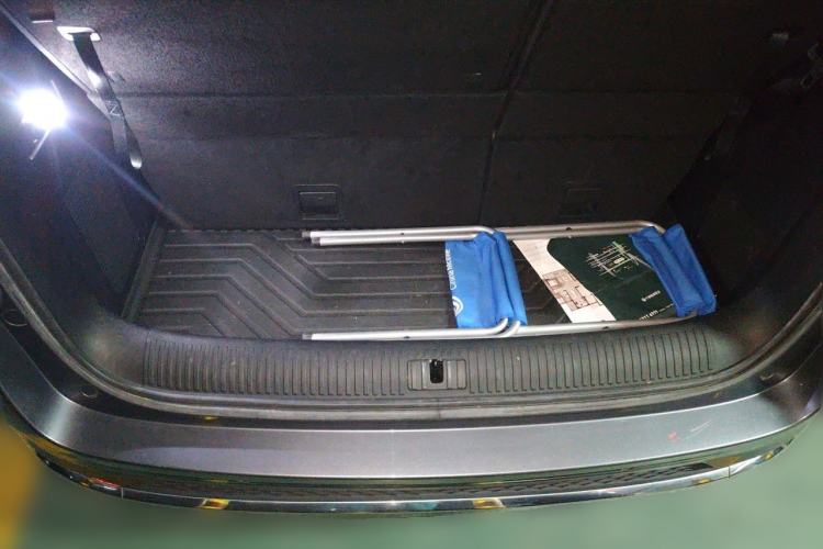 Used Roewe iMAX8 2021 400TGI Flagship Edition Trunk