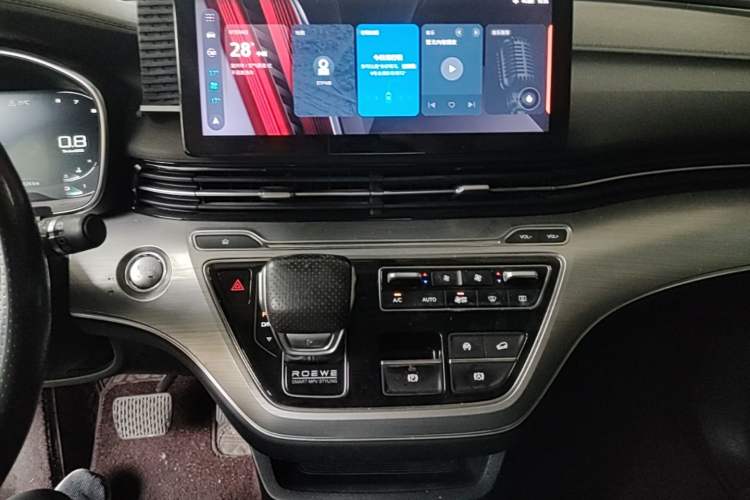 Used Roewe iMAX8 2021 400TGI Supreme Series Lu Zun Edition Audio And AC Panel