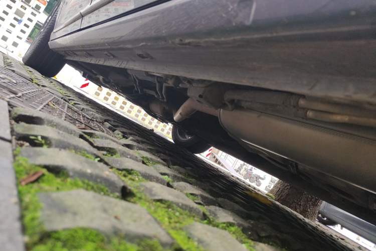 Used Roewe iMAX8 2021 400TGI Supreme Series Ultimate Edition Chassis Rear Left