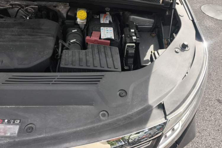 Used Roewe iMAX8 2021 400TGI Supreme Series Prestige Edition Engine Bay Left