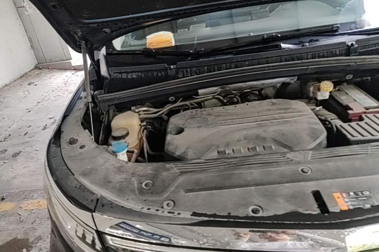 Used Roewe iMAX8 2021 400TGI Supreme Series Lu Zun Edition Engine Bay Right