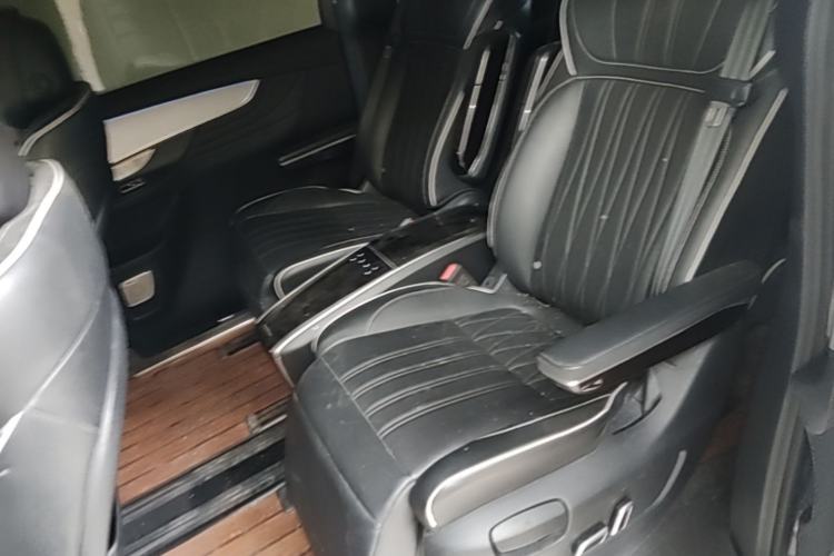 Used Roewe iMAX8 2021 400TGI Supreme Series Lu Zun Edition Left Rear Seat