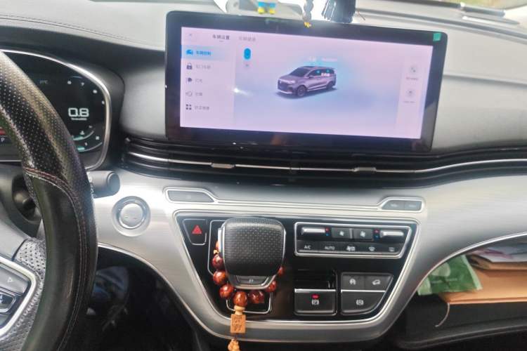 Used Roewe iMAX8 2021 400TGI Supreme Series Lu Zun Edition Audio And AC Panel