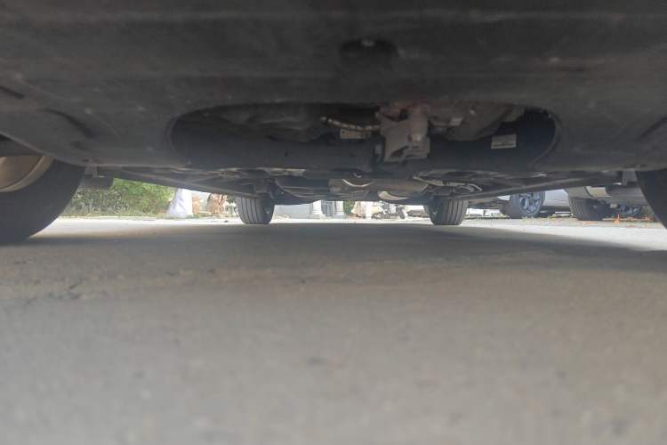 Used Roewe iMAX8 2021 400TGI Supreme Series Lu Zun Edition Chassis Front