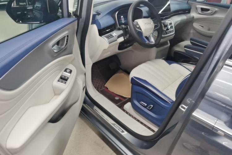 Used Roewe iMAX8 2021 400TGI Supreme Series Prestige Edition Driver Seat