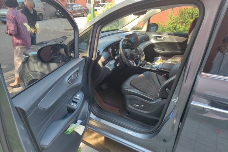 Used Roewe iMAX8 2021 400TGI Supreme Series Prestige Edition Driver Seat