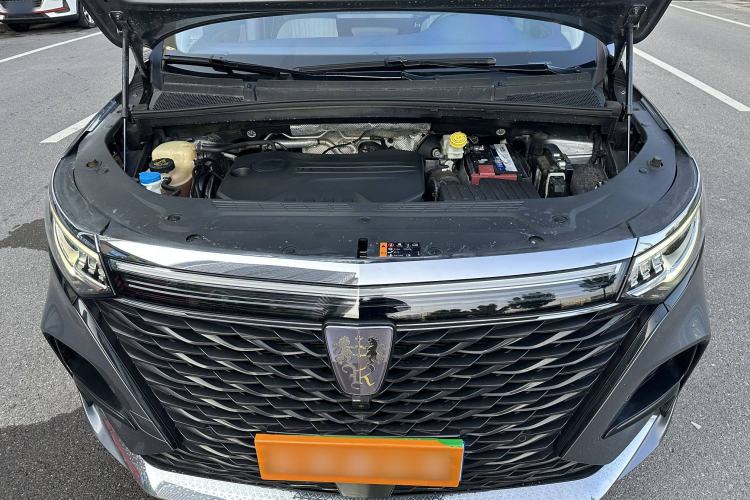 Used Roewe iMAX8 2021 400TGI Supreme Series Ultimate Edition Engine Bay