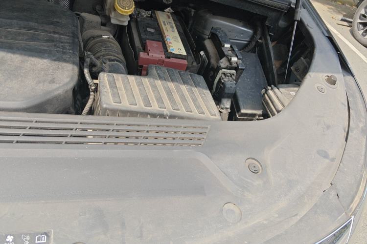Used Roewe iMAX8 2021 400TGI Supreme Series Ultimate Edition Engine Bay Left