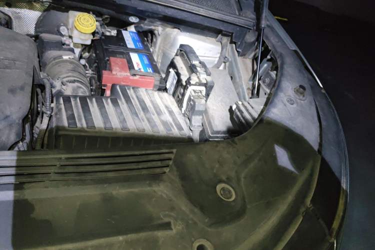 Used Roewe iMAX8 2021 400TGI Supreme Series Prestige Edition Engine Bay Left