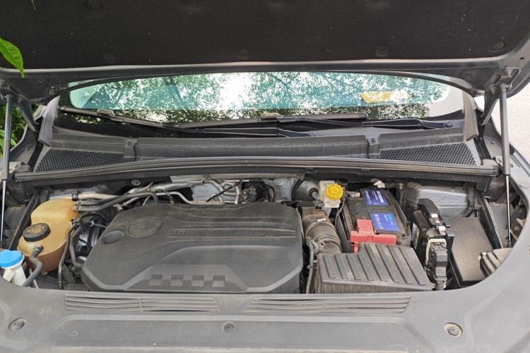 Used Roewe iMAX8 2021 400TGI Supreme Series Prestige Edition Engine Bay