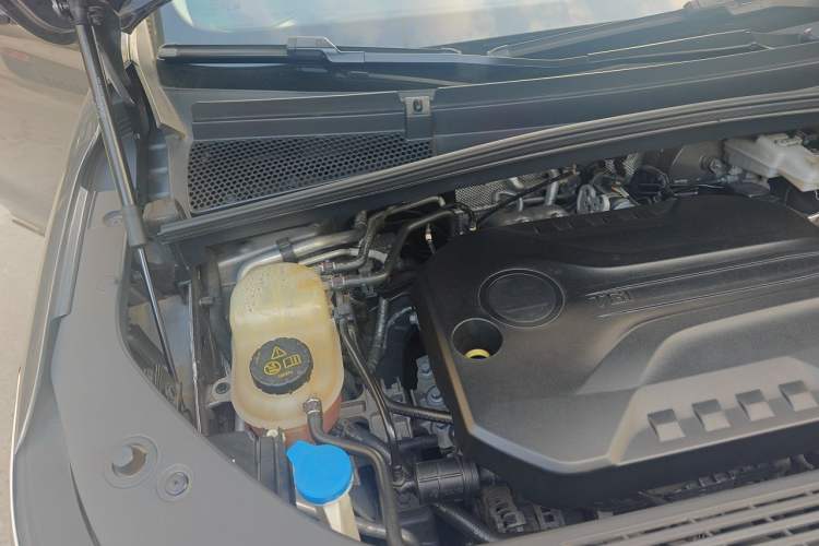 Used Roewe iMAX8 2021 400TGI Supreme Series Lu Zun Edition Engine Bay Right