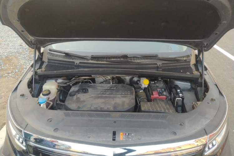 Used Roewe iMAX8 2021 400TGI Flagship Edition Engine Bay