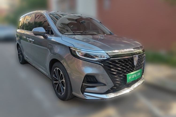 Used Roewe iMAX8 2021 400TGI Supreme Series Prestige Edition Front Right 45 Deg