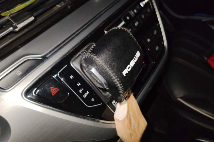 Used Roewe iMAX8 2021 400TGI Supreme Series Lu Zun Edition Gear Lever