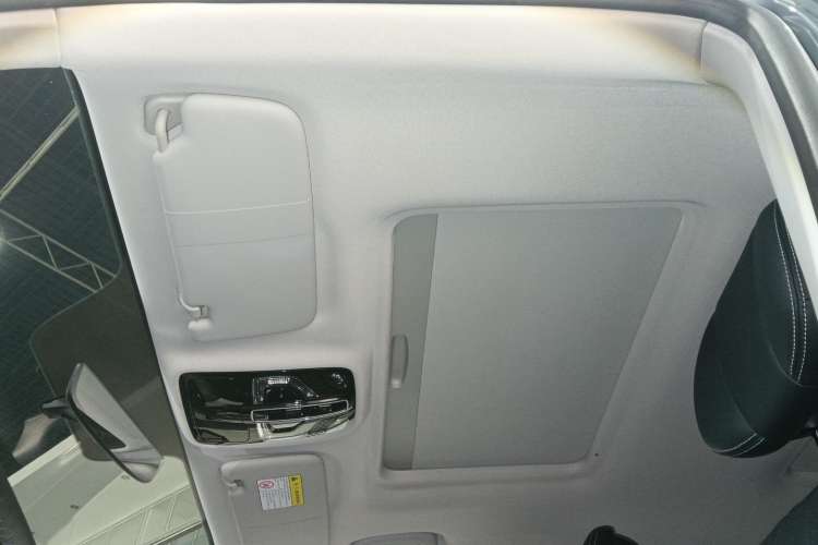 Used Roewe iMAX8 2021 400TGI Flagship Edition Headliner