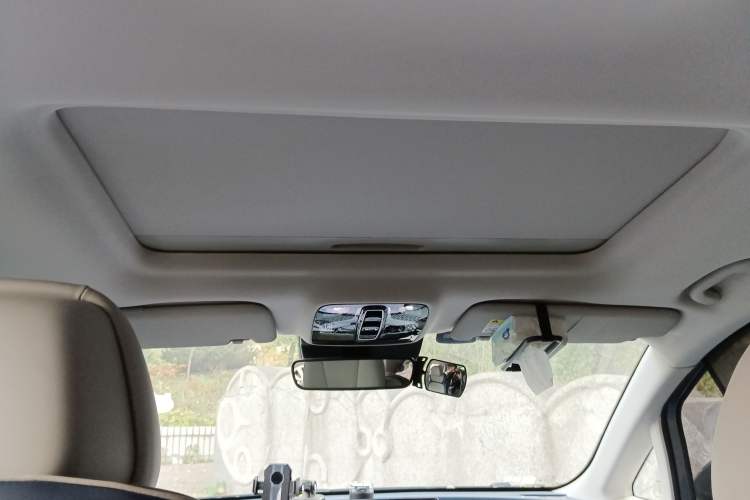 Used Roewe iMAX8 2021 400TGI Supreme Series Ultimate Edition Headliner