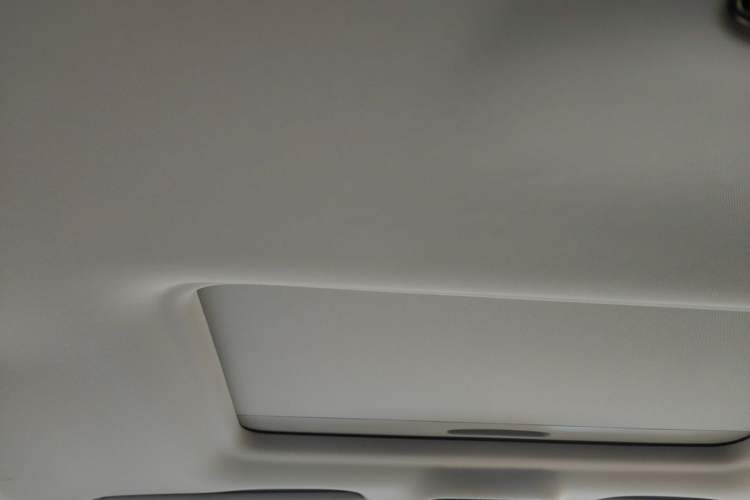 Used Roewe iMAX8 2021 400TGI Supreme Series Prestige Edition Headliner