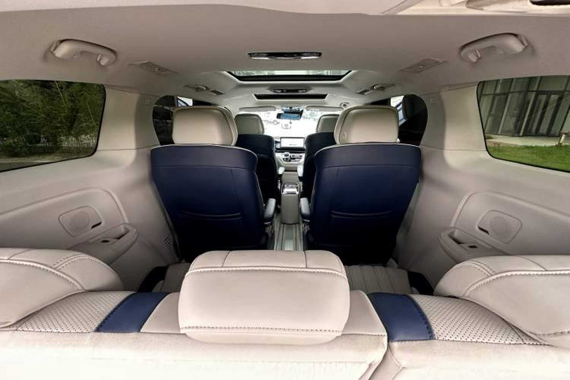 Used Roewe iMAX8 2021 400TGI Supreme Series Prestige Edition Interior 10