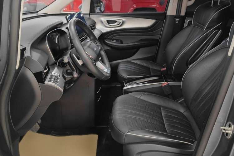 Used Roewe iMAX8 2021 400TGI Supreme Series Lu Zun Edition Interior 2