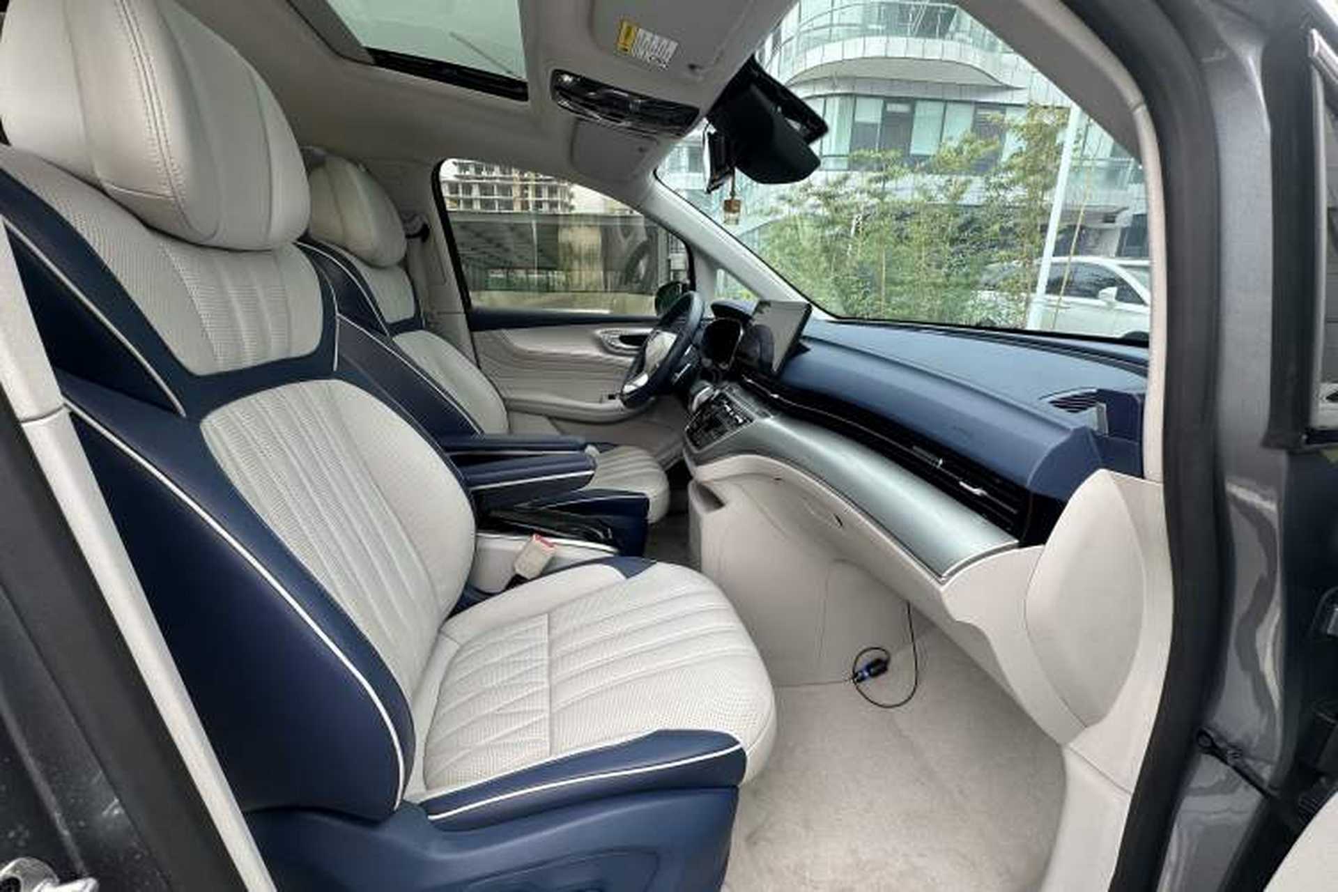 Used Roewe iMAX8 2021 400TGI Supreme Series Prestige Edition Interior 7