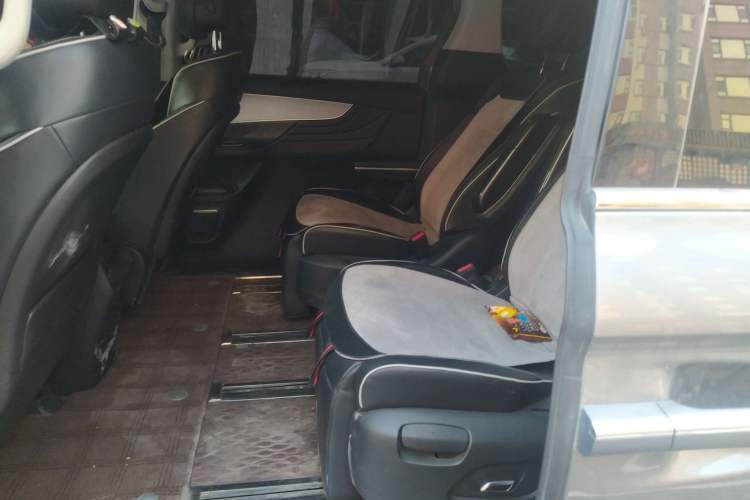 Used Roewe iMAX8 2021 400TGI Flagship Edition Left Rear Seat