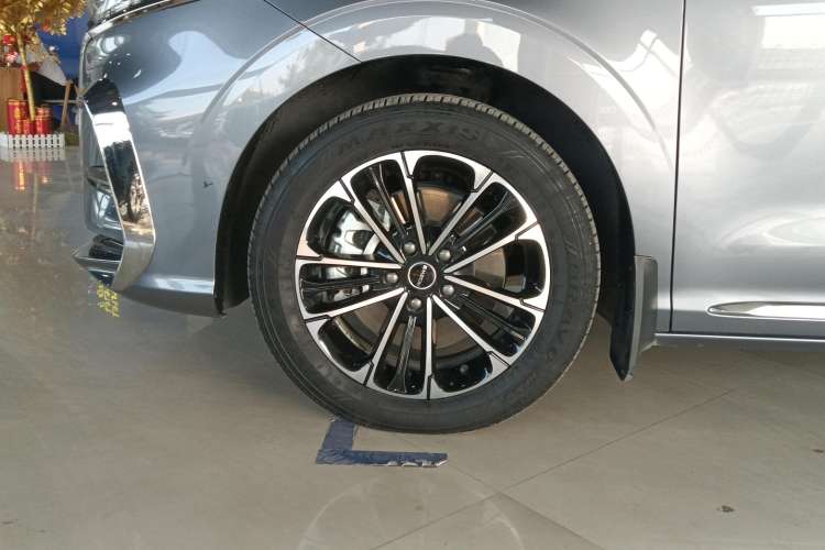 Used Roewe iMAX8 2021 400TGI Flagship Edition Left Rear Wheel Hub