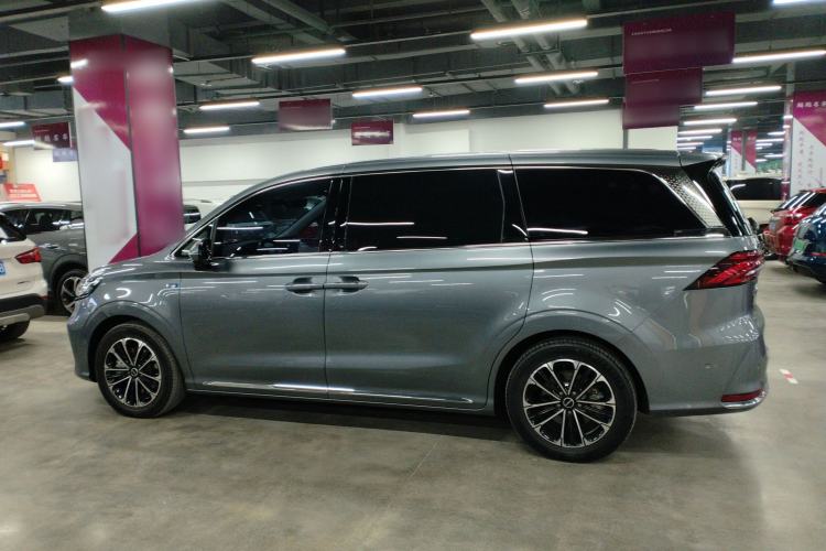 Used Roewe iMAX8 2021 400TGI Supreme Series Ultimate Edition Left Side