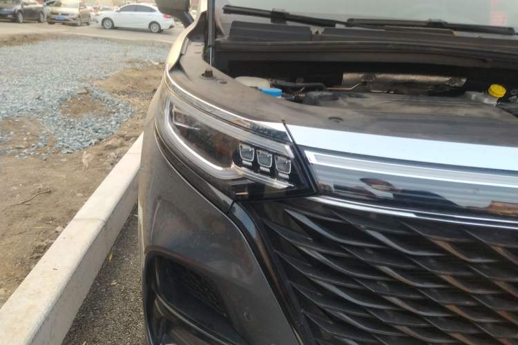 Used Roewe iMAX8 2021 400TGI Flagship Edition Right Front Headlight