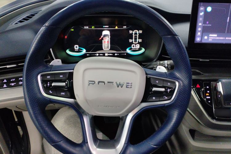 Used Roewe iMAX8 2021 400TGI Supreme Series Ultimate Edition Steering Wheel