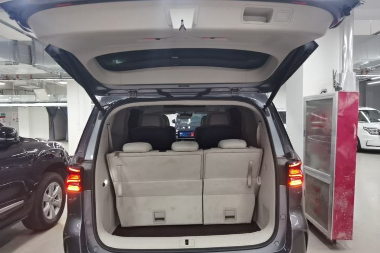 Used Roewe iMAX8 2021 400TGI Supreme Series Prestige Edition Trunk