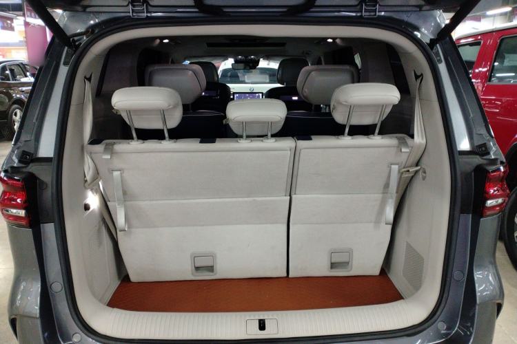 Used Roewe iMAX8 2021 400TGI Supreme Series Ultimate Edition Trunk