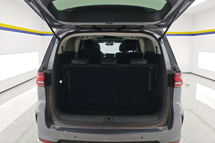 Used Roewe iMAX8 2021 400TGI Flagship Edition Trunk