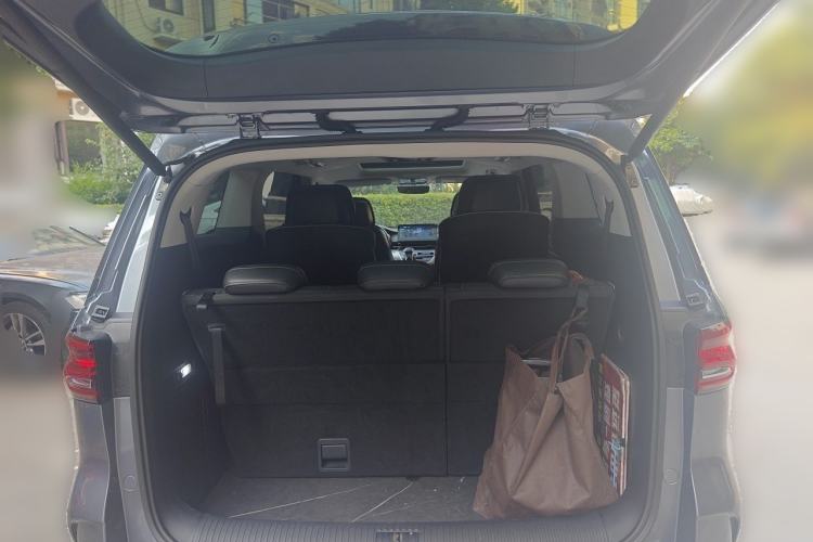 Used Roewe iMAX8 2021 400TGI Supreme Series Lu Zun Edition Trunk