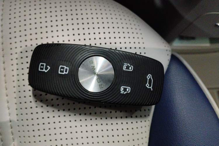 Used Roewe iMAX8 2021 400TGI Supreme Series Ultimate Edition Vehicle Key