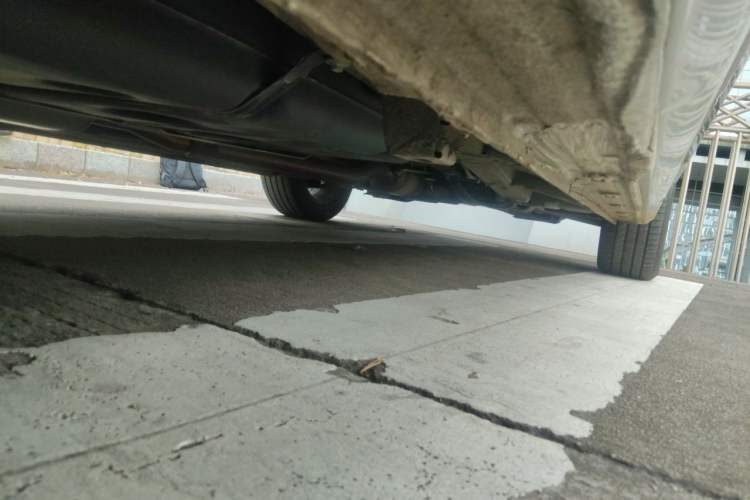 Used Roewe iMAX8 2021 400TGI Supreme Series Prestige Edition Chassis Rear Right