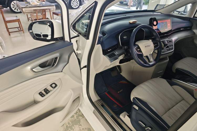 Used Roewe iMAX8 2021 400TGI Supreme Series Ultimate Edition Driver Seat