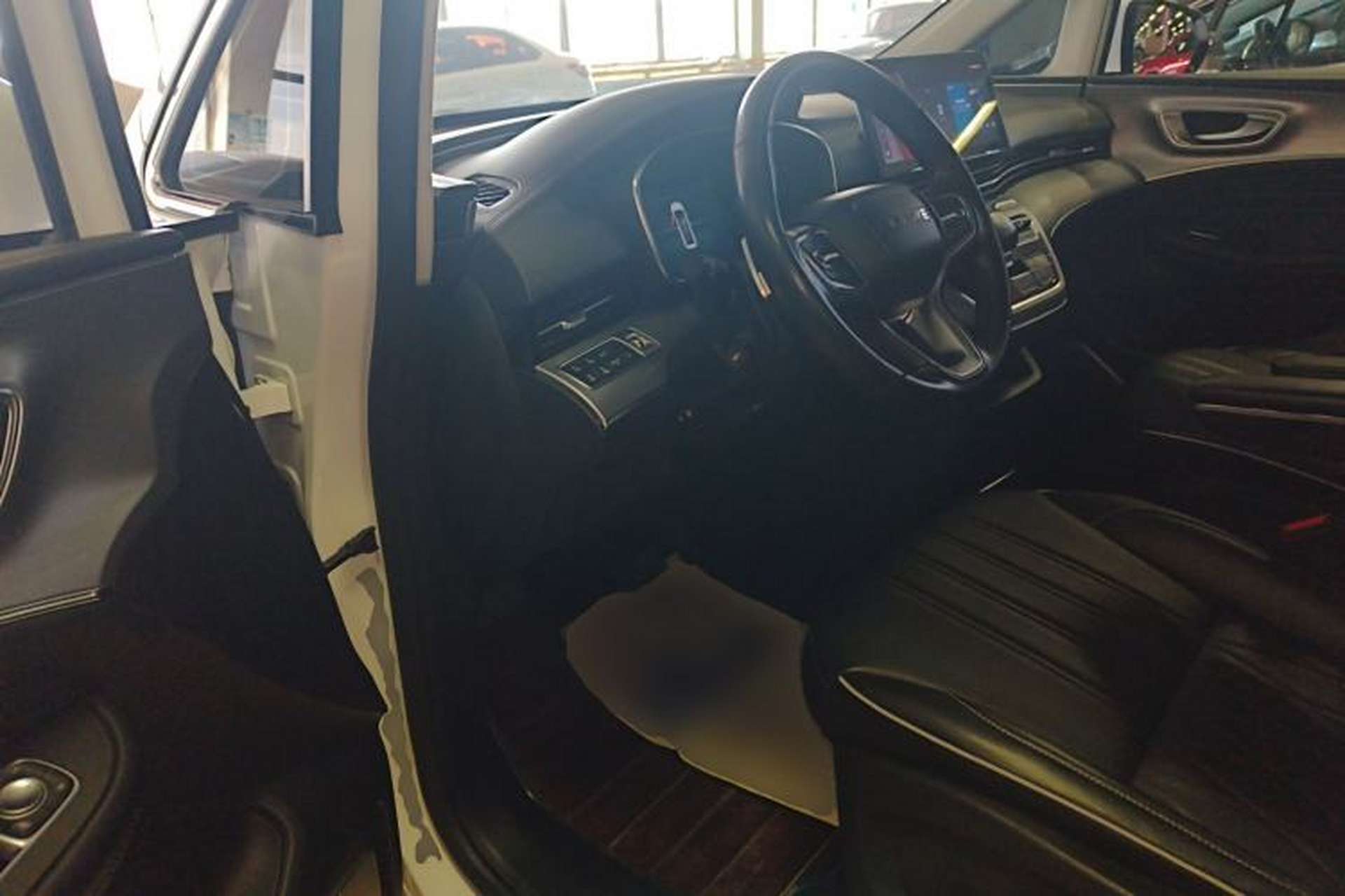 Used Roewe iMAX8 2021 400TGI Supreme Series Lu Zun Edition Driver Seat