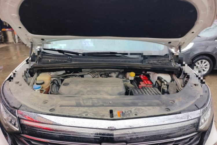 Used Roewe iMAX8 2021 400TGI Supreme Series Ultimate Edition Engine Bay