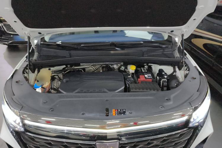 Used Roewe iMAX8 2021 400TGI Supreme Series Ultimate Edition Engine Bay