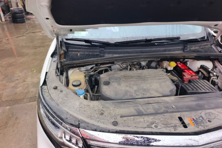 Used Roewe iMAX8 2021 400TGI Supreme Series Ultimate Edition Engine Bay Right
