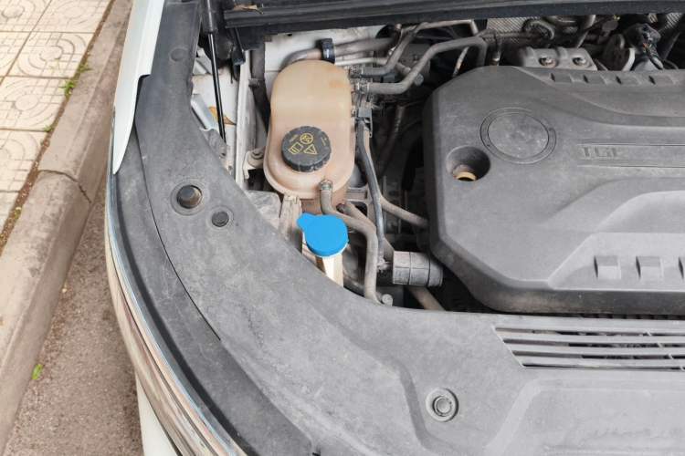 Used Roewe iMAX8 2021 400TGI Supreme Series Prestige Edition Engine Bay Right
