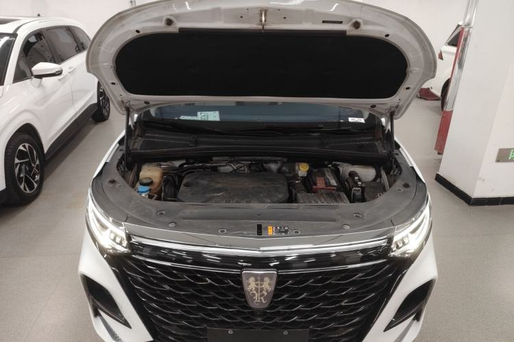 Used Roewe iMAX8 2021 400TGI Supreme Series Ultimate Edition Engine Bay