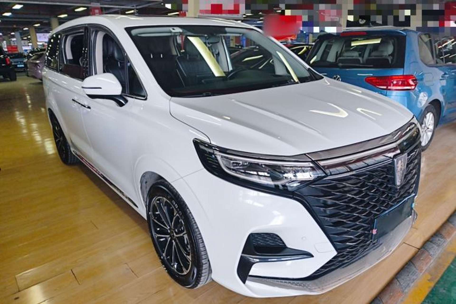 Used Roewe iMAX8 2021 400TGI Supreme Series Lu Zun Edition Exterior 1