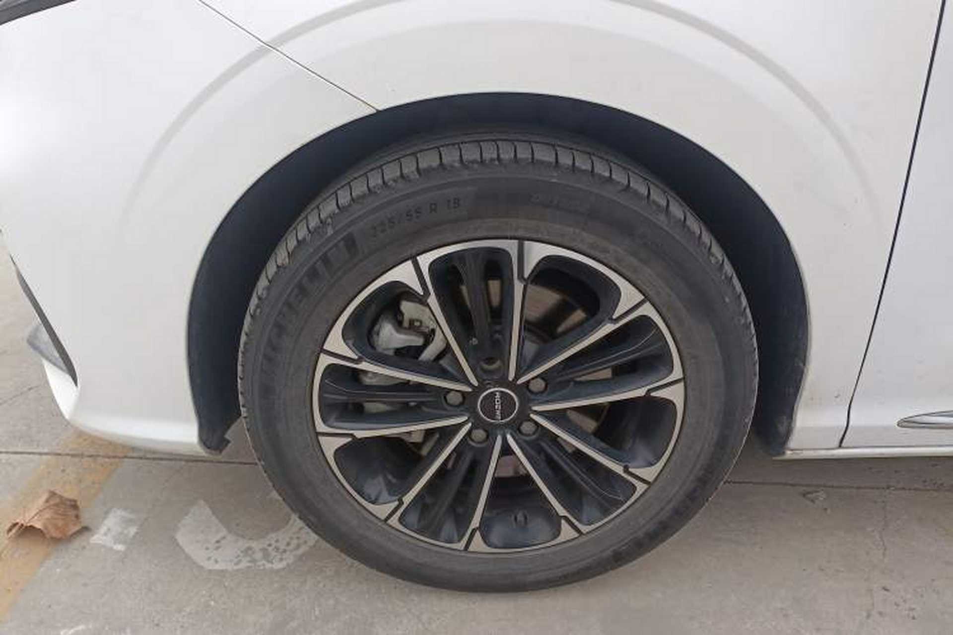 Used Roewe iMAX8 2021 400TGI Supreme Series Lu Zun Edition Exterior 4