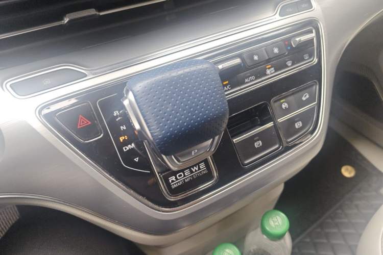 Used Roewe iMAX8 2021 400TGI Supreme Series Ultimate Edition Gear Lever