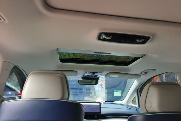 Used Roewe iMAX8 2021 400TGI Supreme Series Ultimate Edition Headliner