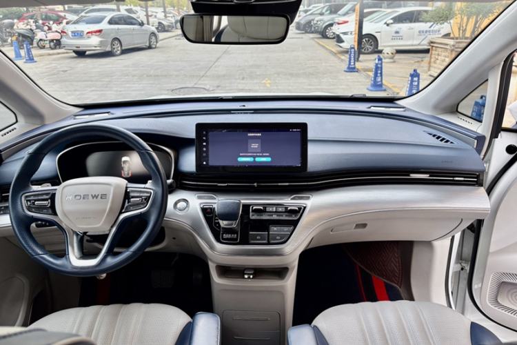 Used Roewe iMAX8 2021 400TGI Supreme Series Ultimate Edition Interior 2