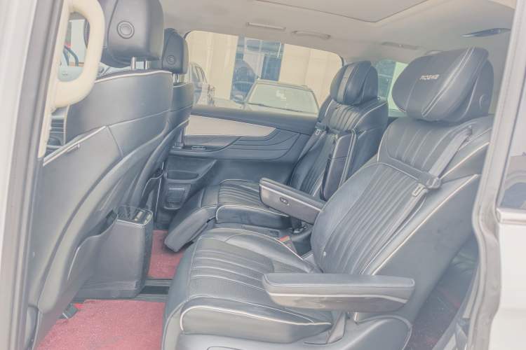Used Roewe iMAX8 2021 400TGI Supreme Series Prestige Edition Interior 4