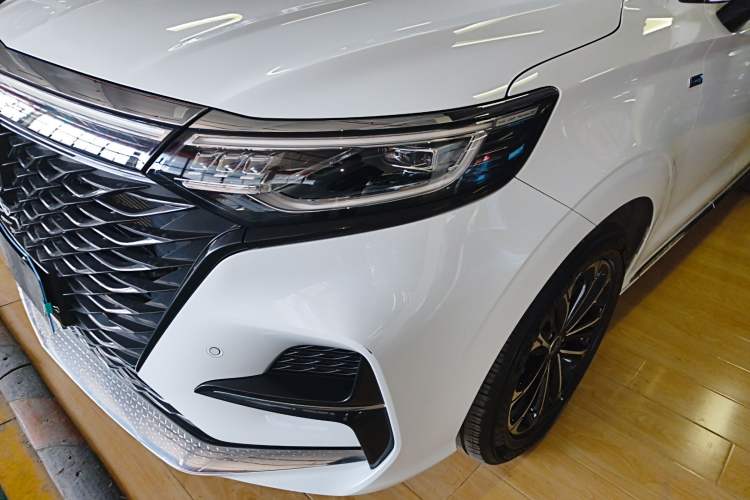 Used Roewe iMAX8 2021 400TGI Supreme Series Lu Zun Edition Left Front Headlight
